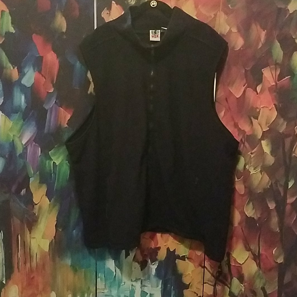 WEK Unisex navy fleece vest (NWOT)